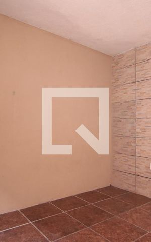 Casa para alugar com 110m², 2 quartos e 1 vagaQuarto 1