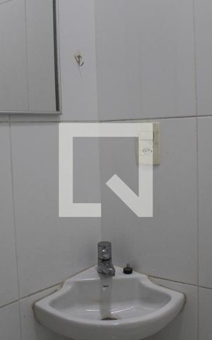 Apartamento à venda com 59m², 2 quartos e sem vagaBanheiro Dependencia Revertida para Quarto 2