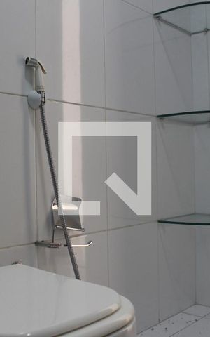 Apartamento à venda com 59m², 2 quartos e sem vagaDetalhe do banheiro