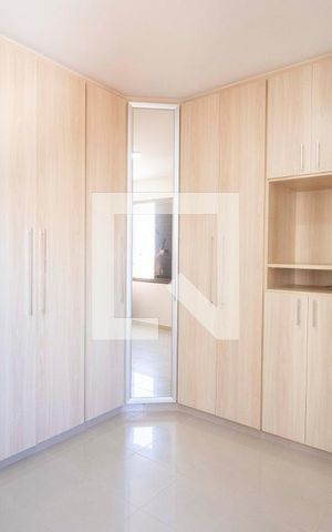 Apartamento para alugar com 135m², 4 quartos e 2 vagas Apartamento para alugar com 135m², 4 quartos e 2 vagasQuarto 3