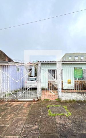 Casa à venda com 430m², 3 quartos e 2 vagasFachada 