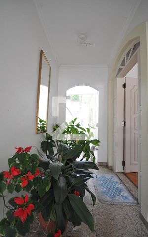 Casa à venda com 420m², 4 quartos e 8 vagasHall de entrada