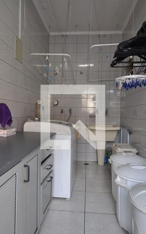 Casa à venda com 420m², 4 quartos e 8 vagasÁrea de Serviço