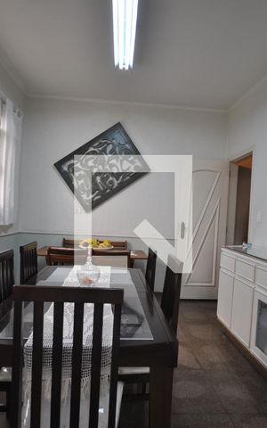 Casa à venda com 420m², 4 quartos e 8 vagasCopa