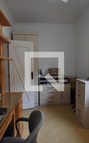 Casa à venda com 420m², 4 quartos e 8 vagasEscritório