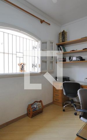 Casa à venda com 420m², 4 quartos e 8 vagasEscritório