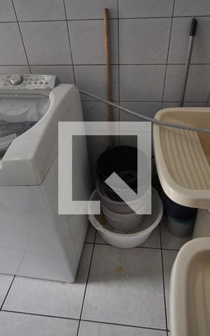 Casa à venda com 420m², 4 quartos e 8 vagasÁrea de Serviço