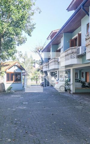 Casa de condomínio à venda com 202m², 3 quartos e 2 vagas Casa de condomínio à venda com 202m², 3 quartos e 2 vagasÁrea comum