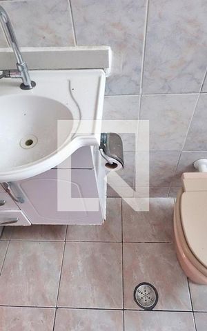 Apartamento à venda com 49m², 2 quartos e 1 vagaBanheiro Social