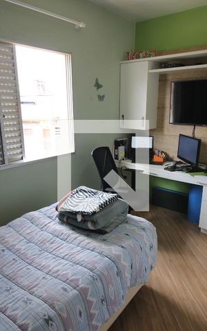 Casa à venda com 165m², 4 quartos e 2 vagasQuarto 2
