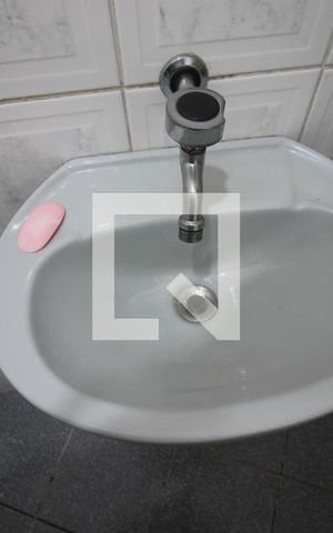 Casa à venda com 165m², 4 quartos e 2 vagasBanheiro do Quarto 4
