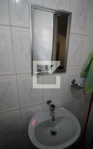 Casa à venda com 165m², 4 quartos e 2 vagasBanheiro do Quarto 4