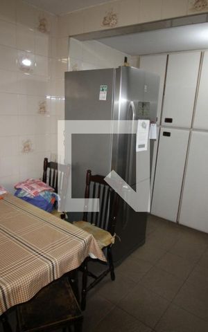 Casa à venda com 165m², 4 quartos e 2 vagasCozinha