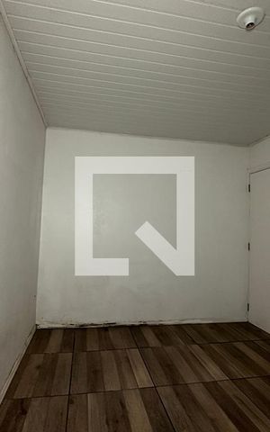 Casa para alugar com 81m², 2 quartos e 2 vagasQuarto 1