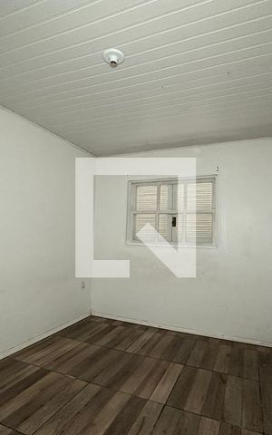 Casa para alugar com 81m², 2 quartos e 2 vagasQuarto 1