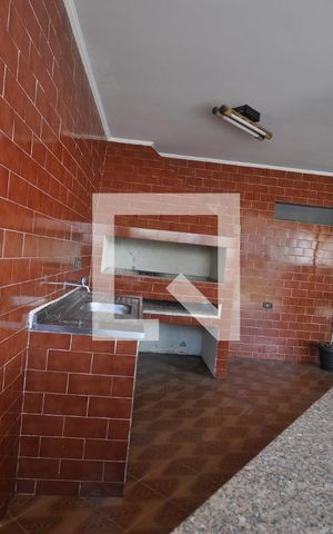 Casa para alugar com 600m², 3 quartos e 6 vagasChurrasqueira