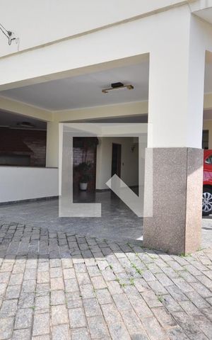 Casa para alugar com 600m², 3 quartos e 6 vagasGaragem