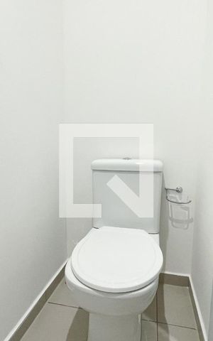 Studio para alugar com 29m², 1 quarto e sem vaga Studio para alugar com 29m², 1 quarto e sem vagaBanheiro