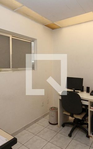 Casa para alugar com 400m², 3 quartos e 3 vagas Casa para alugar com 400m², 3 quartos e 3 vagasEscritório