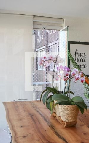 Apartamento à venda com 69m², 2 quartos e 1 vaga Apartamento à venda com 69m², 2 quartos e 1 vagaSacada