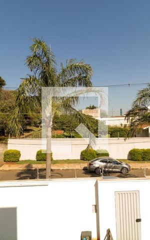 Casa à venda com 380m², 3 quartos e 8 vagas Casa à venda com 380m², 3 quartos e 8 vagasVista da Sacada
