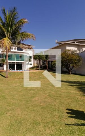 Casa à venda com 380m², 3 quartos e 8 vagas Casa à venda com 380m², 3 quartos e 8 vagasQuintal