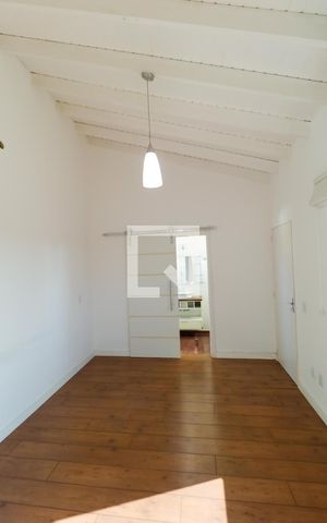 Casa à venda com 380m², 3 quartos e 8 vagas Casa à venda com 380m², 3 quartos e 8 vagasSuíte 02