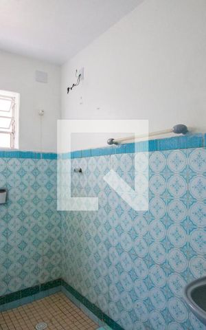 Casa para alugar com 56m², 1 quarto e sem vagaBanheiro