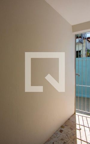 Casa para alugar com 56m², 1 quarto e sem vagaÁrea de serviço