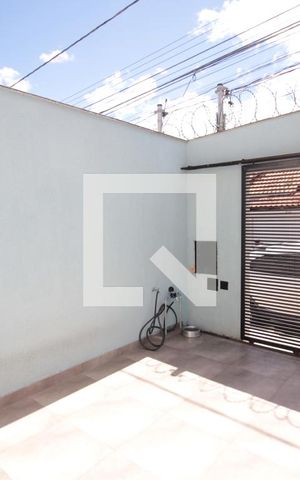 Casa para alugar com 76m², 2 quartos e 1 vagaGaragem