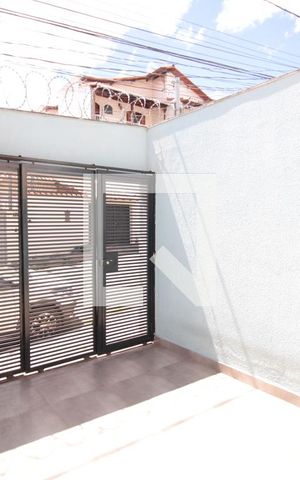 Casa para alugar com 76m², 2 quartos e 1 vagaGaragem