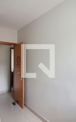Casa para alugar com 76m², 2 quartos e 1 vagaQuarto 2