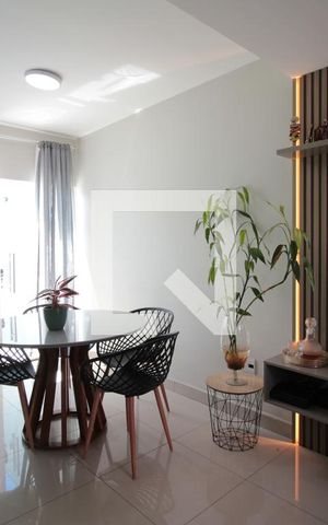 Casa para alugar com 76m², 2 quartos e 1 vagaSala