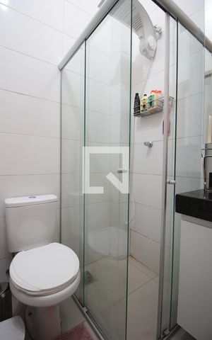 Casa para alugar com 76m², 2 quartos e 1 vagaBanheiro Social
