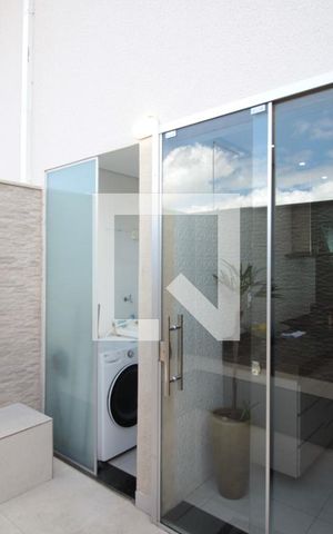 Casa para alugar com 76m², 2 quartos e 1 vagaArea de Serviço