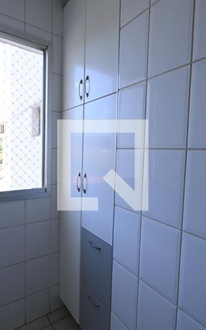 Apartamento à venda com 80m², 3 quartos e 1 vaga Apartamento à venda com 80m², 3 quartos e 1 vagaÁrea de Serviço