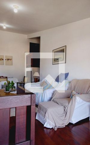Casa à venda com 325m², 3 quartos e 2 vagas Casa à venda com 325m², 3 quartos e 2 vagasSala 1