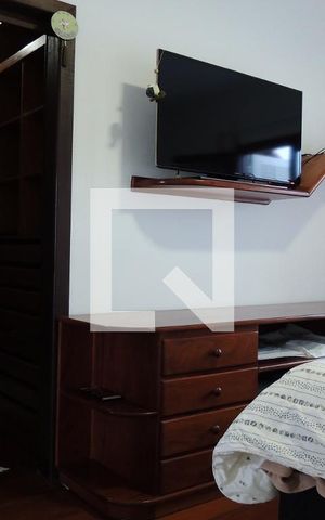 Casa à venda com 325m², 3 quartos e 2 vagasQuarto Suíte