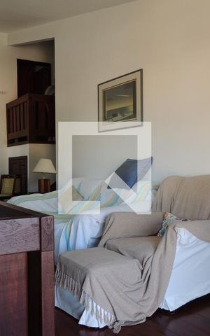 Casa à venda com 325m², 3 quartos e 2 vagasSala 1