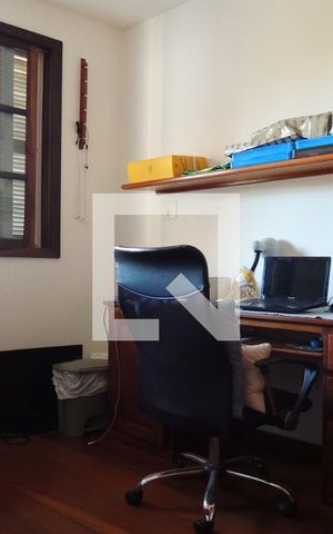 Casa à venda com 325m², 3 quartos e 2 vagasQuarto 3
