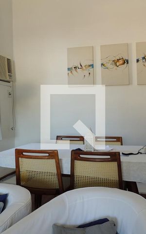 Casa à venda com 325m², 3 quartos e 2 vagasSala 1