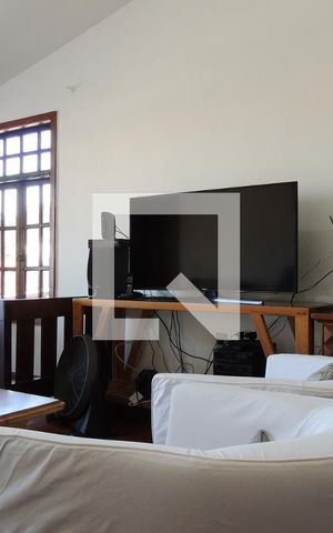 Casa à venda com 325m², 3 quartos e 2 vagasSala 1