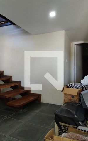 Casa à venda com 325m², 3 quartos e 2 vagas Casa à venda com 325m², 3 quartos e 2 vagasSala 2