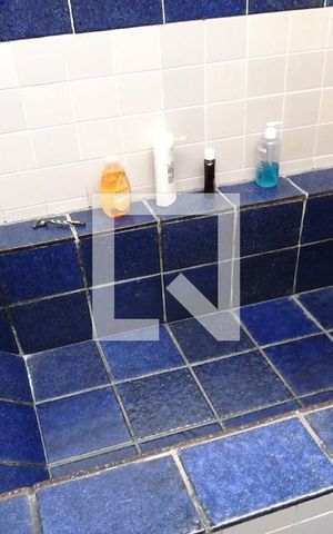 Casa à venda com 325m², 3 quartos e 2 vagasBanheiro Social