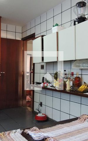 Casa à venda com 325m², 3 quartos e 2 vagasCozinha