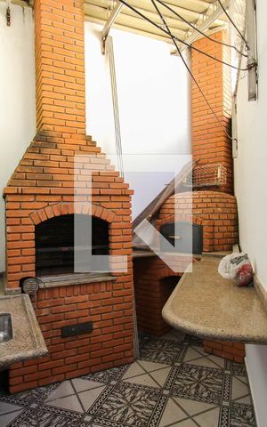 Casa para alugar com 354m², 3 quartos e 2 vagas Casa para alugar com 354m², 3 quartos e 2 vagasChurrasqueira