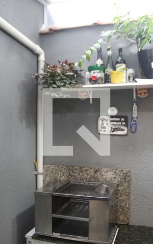 Casa para alugar com 60m², 2 quartos e 1 vagaArea de serviço