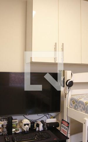Casa para alugar com 60m², 2 quartos e 1 vagaQuarto