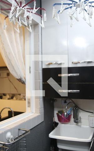 Casa para alugar com 60m², 2 quartos e 1 vagaArea de serviço