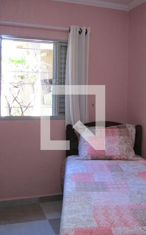 Casa à venda com 215m², 2 quartos e 2 vagasSuíte 1